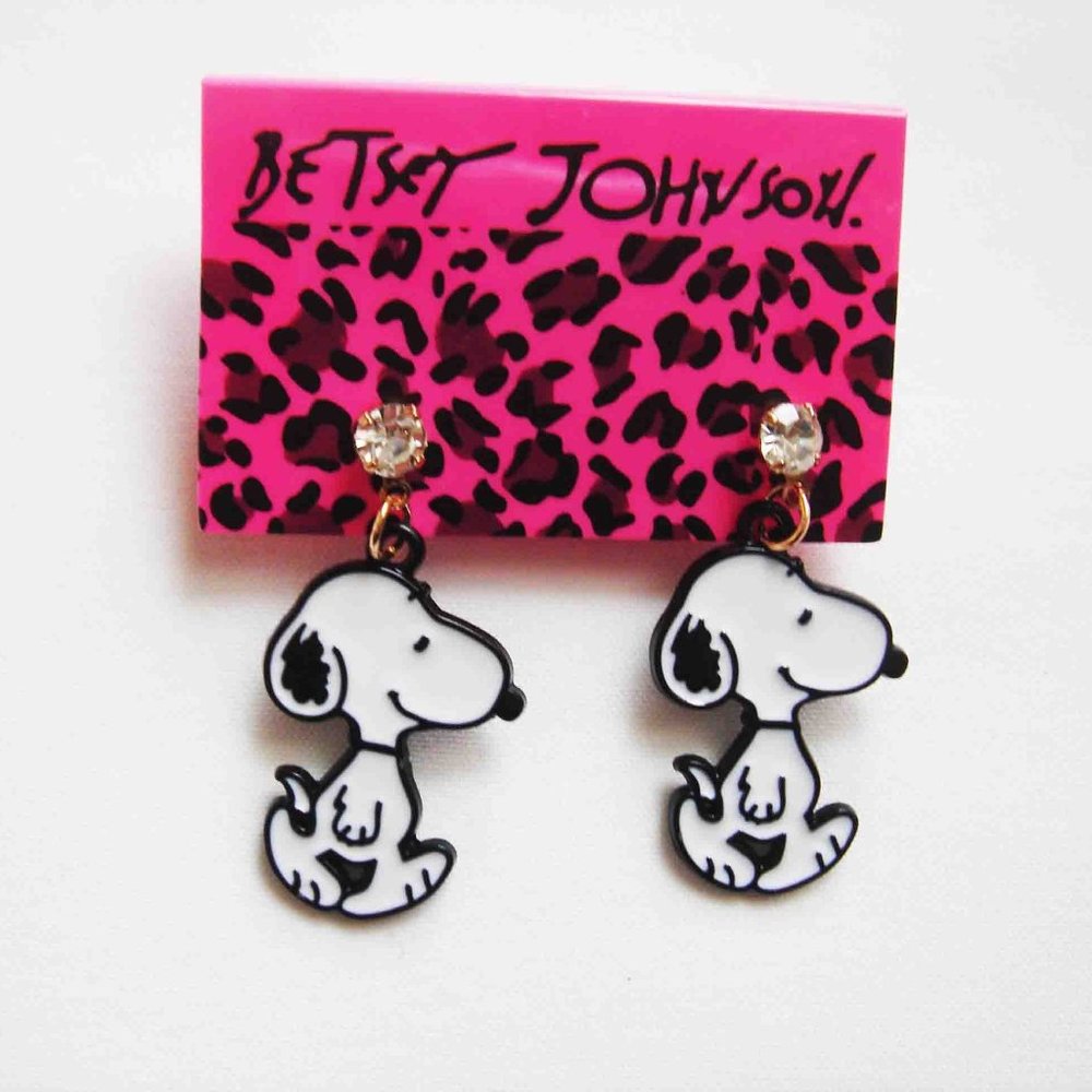 SNOOPY DOG EARRINGS